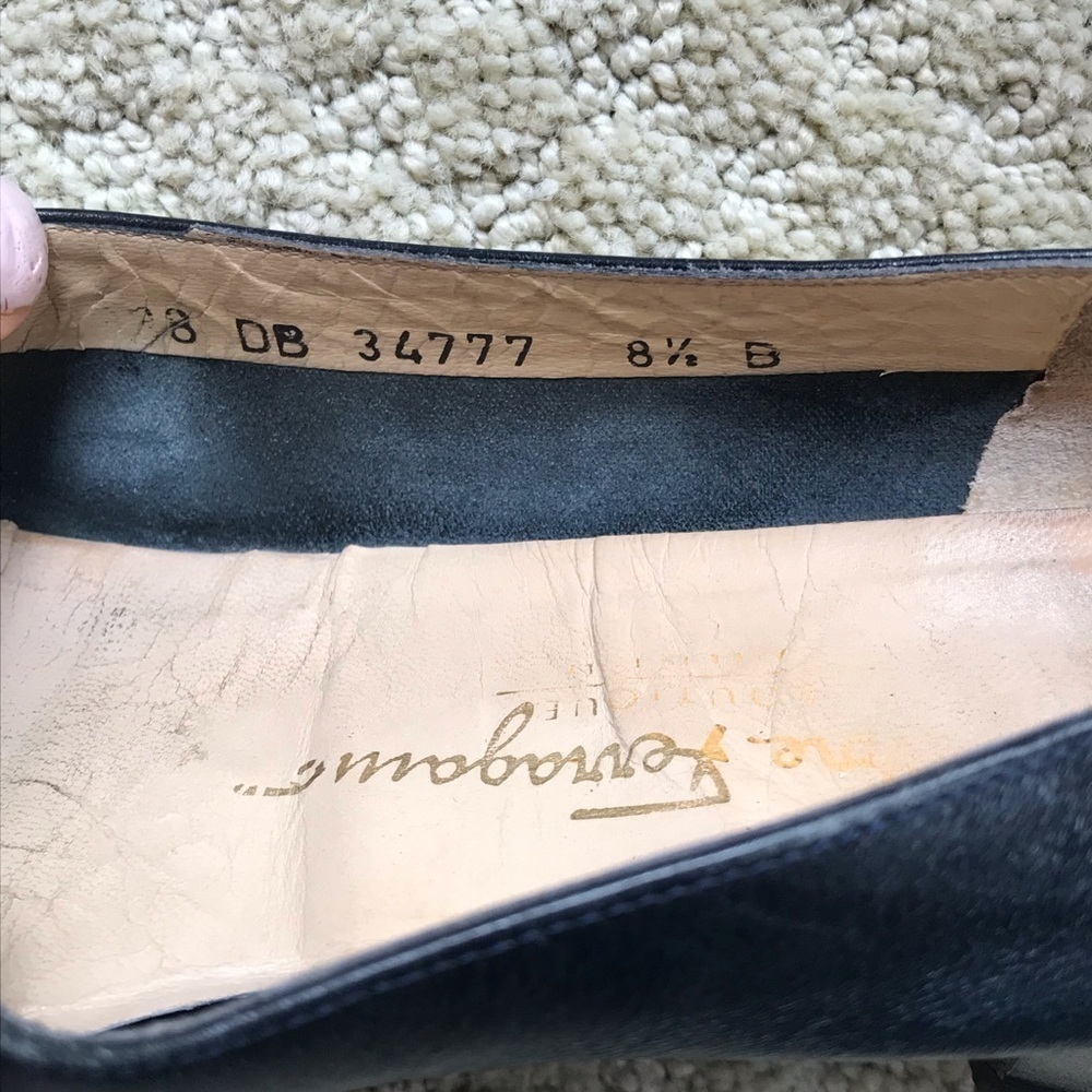 FERRAGAMO short heeled loafers - Picture 9 of 12